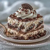 Easy No Bake Ice Cream Cake for 12