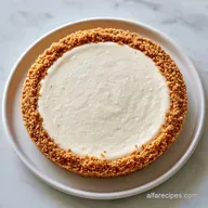 No Bake Cream Cheese Pie: Creamy