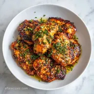 Roasted Garlic Chicken Thighs: Crispy