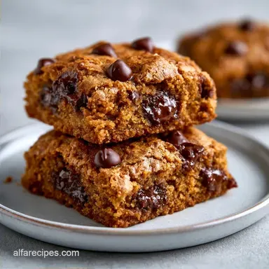 Baked Chocolate Chip Blondies in 40 Min