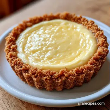 Simple Lemon Cream Pie: Creamy Recipe Card